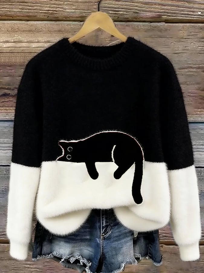 Darcy | Color-Block Sweater With Cat Motif