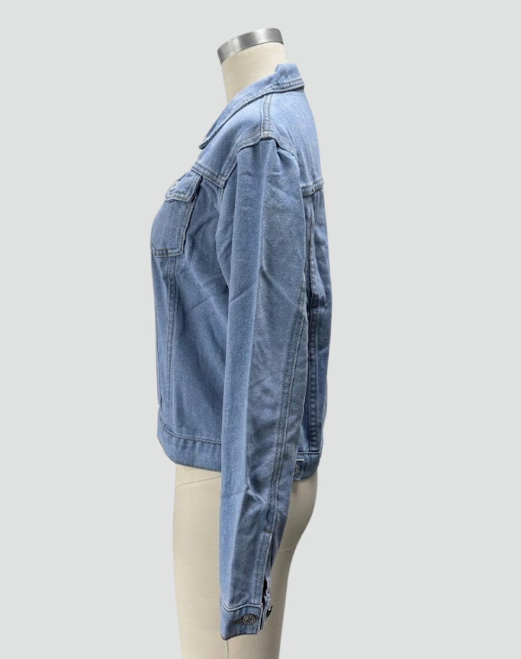 Alberta | Fitted Denim Jacket With Chest Pockets
