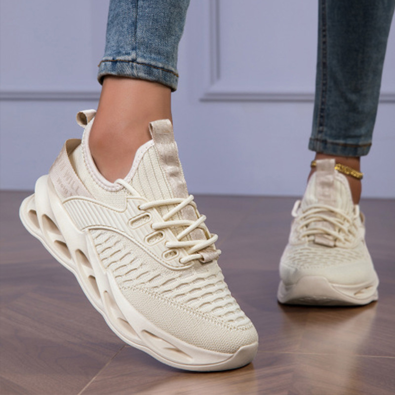 April | Lace-Up Sneakers With Non-Slip Sole