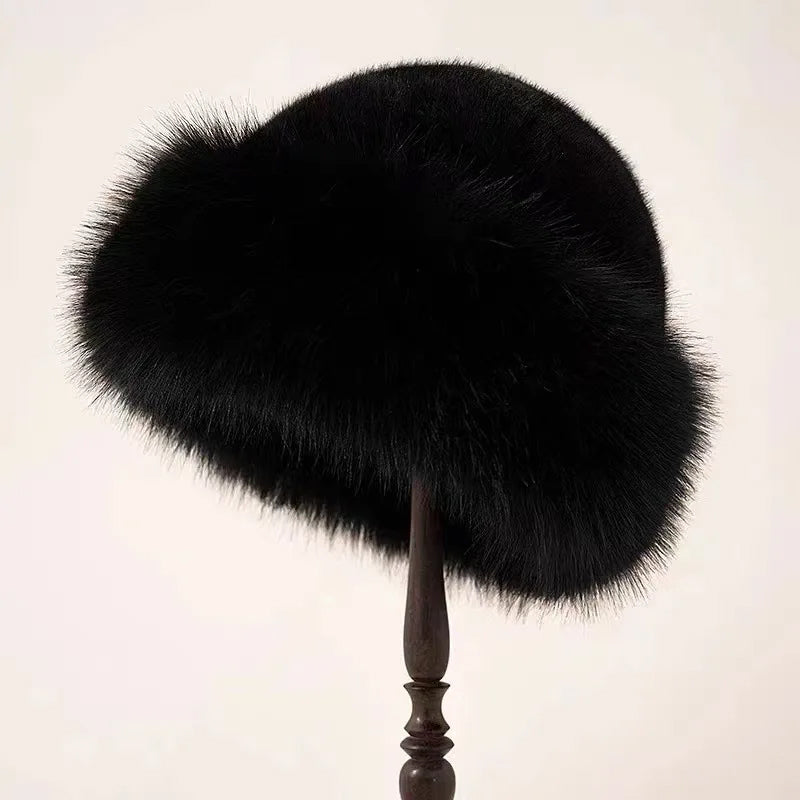 Elinor | Faux Fur Hat With Satin-Like Lining
