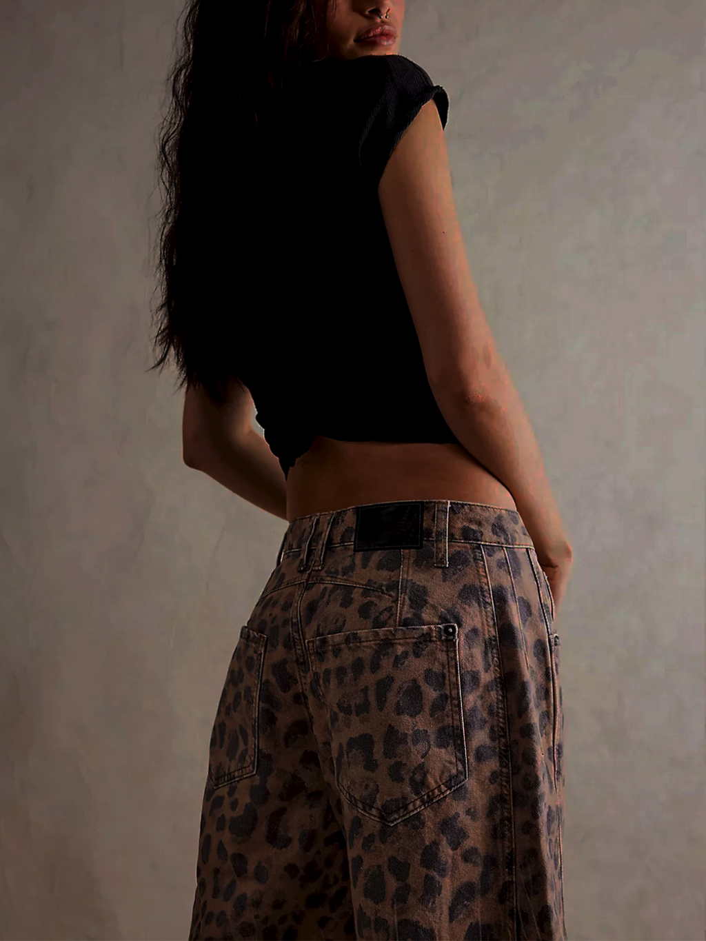 Celia | High-Waisted Barrel-Leg Jeans