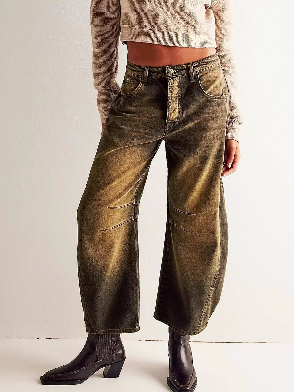 Celia | High-Waisted Barrel-Leg Jeans