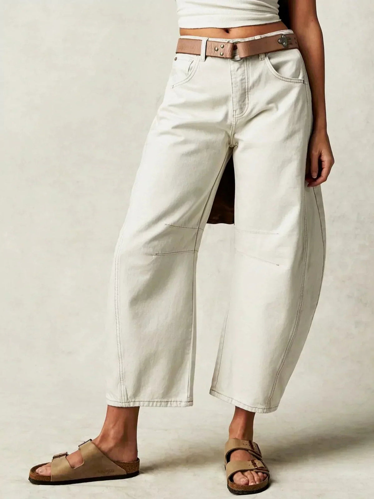 Celia | High-Waisted Barrel-Leg Jeans