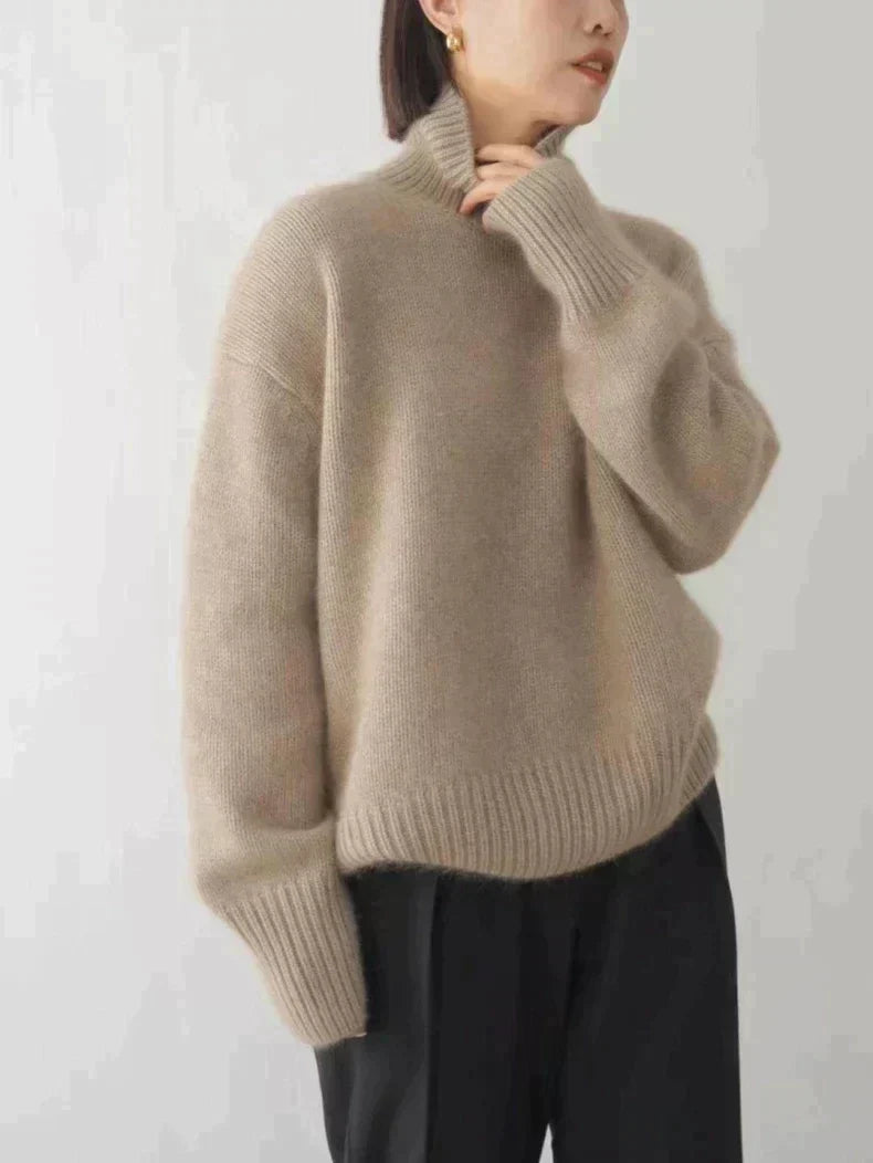 Dana | Warm Roll Neck Sweater With Ribbed Cuffs