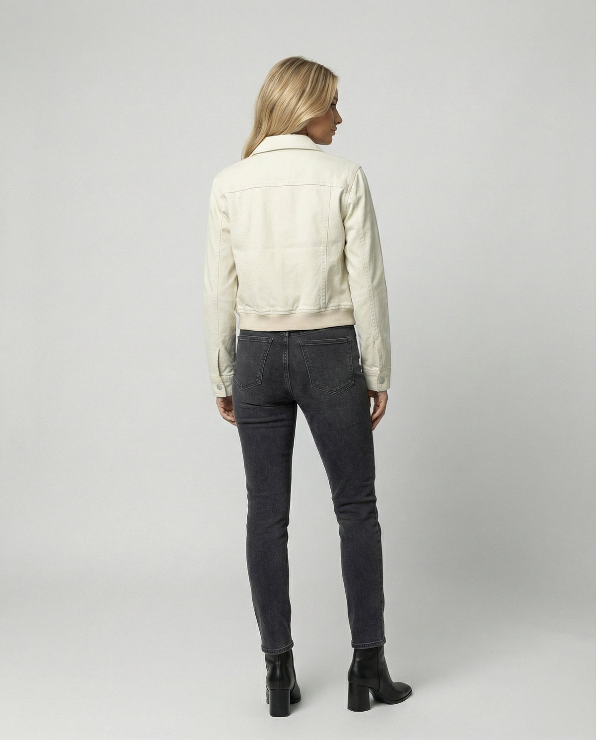Libby | Retro Zip-Up Cropped Jacket With Collar