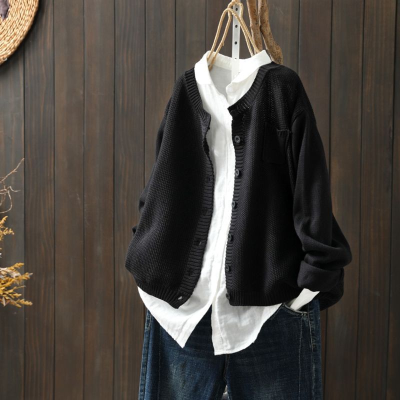 Gillian | Button-Front Knit Cardigan With Pocket