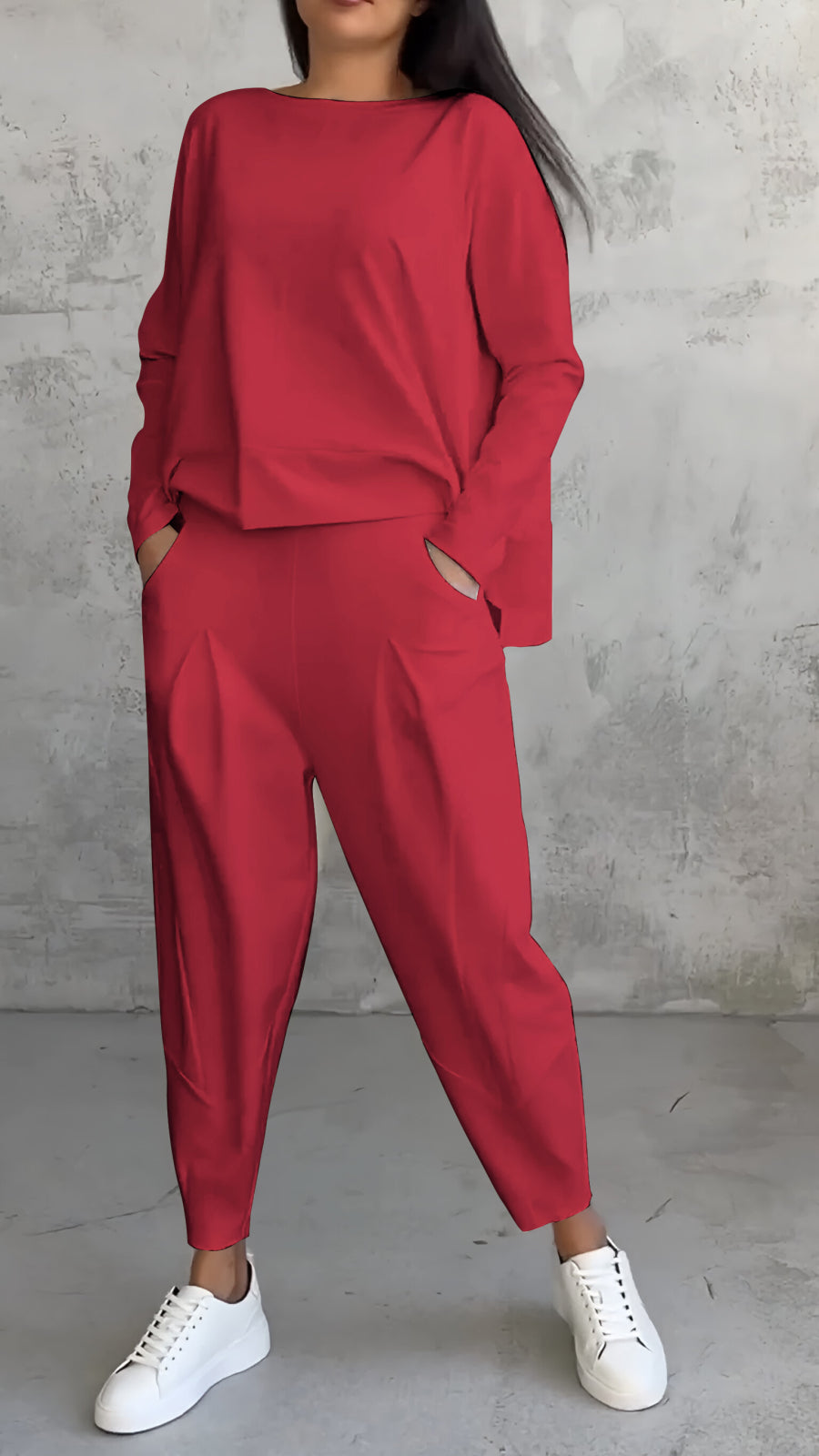 Calla | Crop Sweatshirt And Cargo Jogger Set