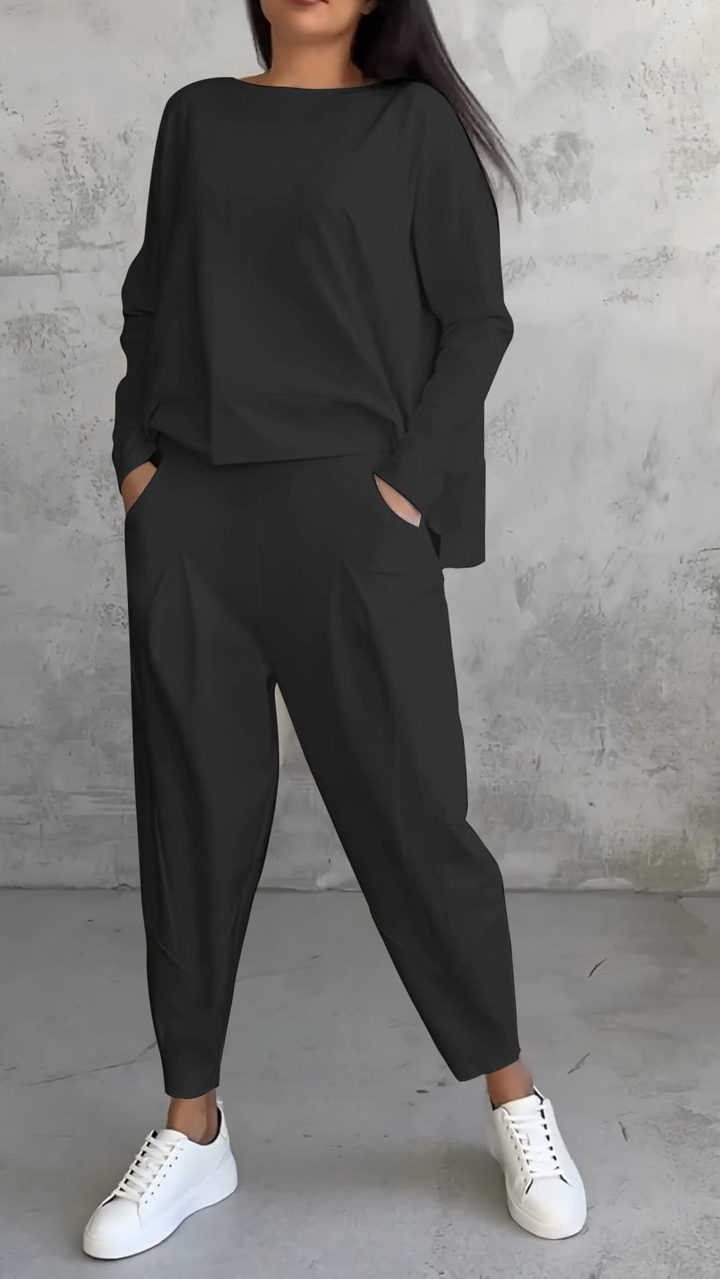 Calla | Crop Sweatshirt And Cargo Jogger Set