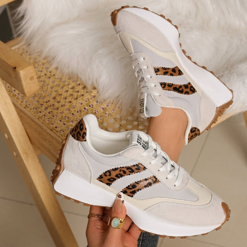 Delphine | Lightweight Sneakers With Side Stripes
