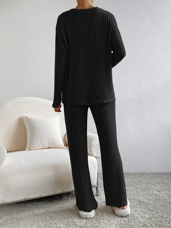 Petra | Ribbed Knit V-Neck Sweater And Pants Set