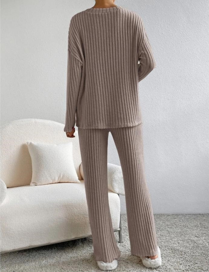 Petra | Ribbed Knit V-Neck Sweater And Pants Set