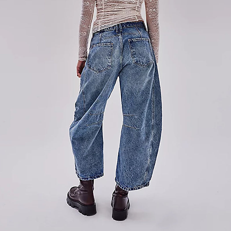 Marcella | Barrel-Leg Jeans With Curved Seams