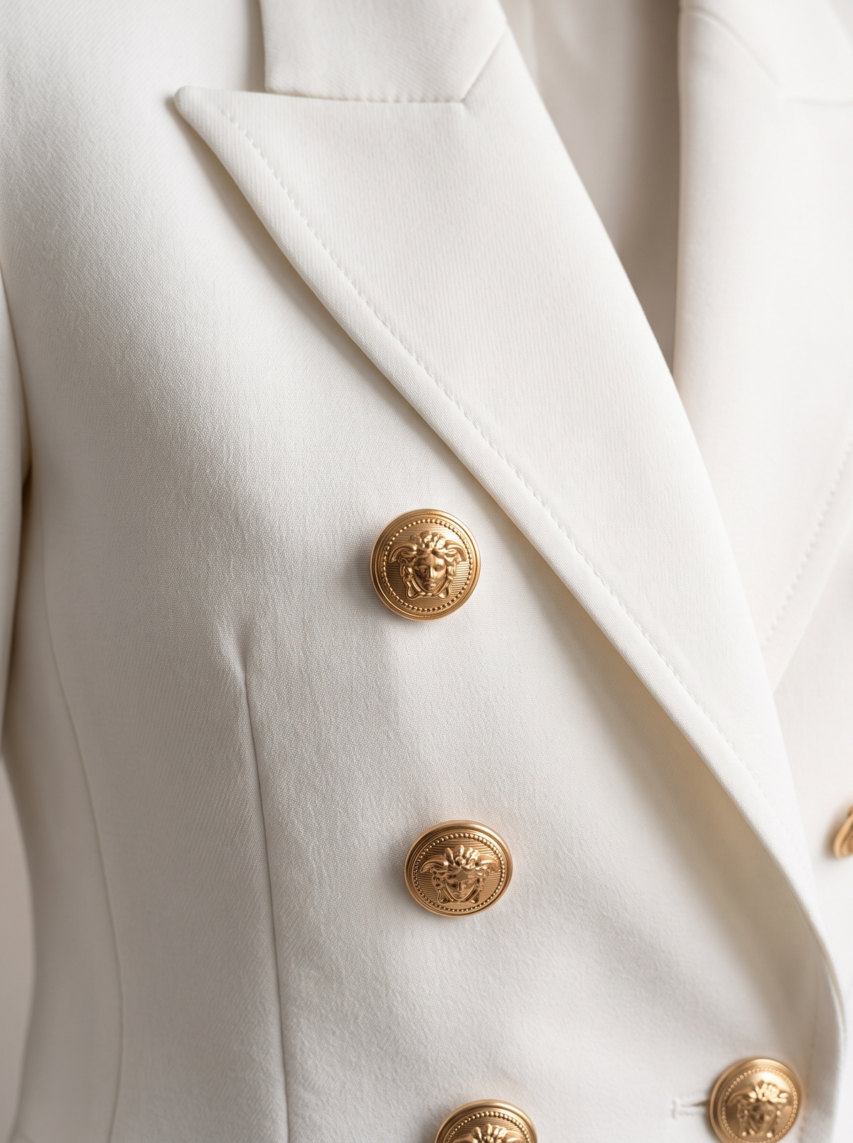 Hailey | Double-Breasted Blazer With Gold Buttons