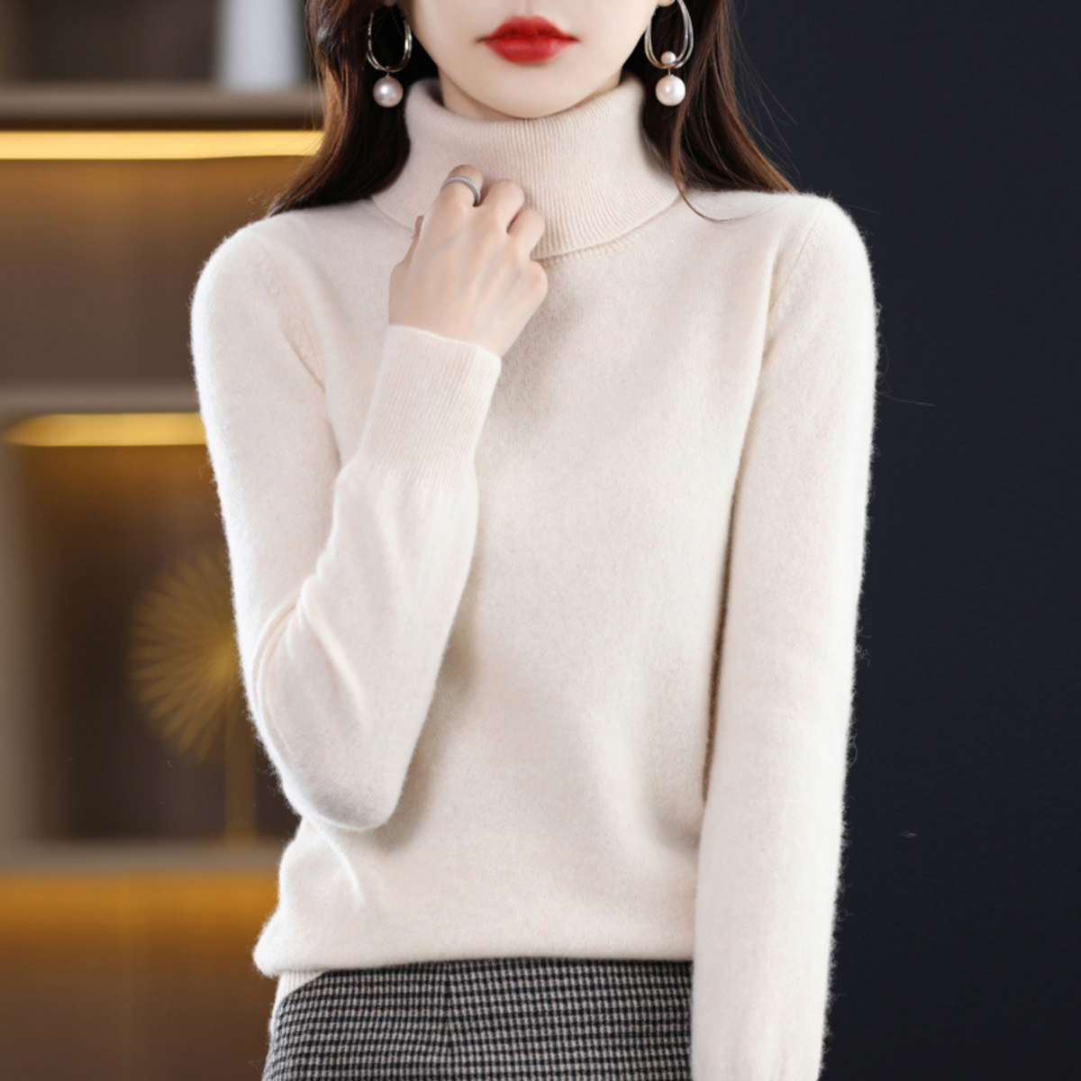 Corinne | Cashmere Turtleneck Sweater
